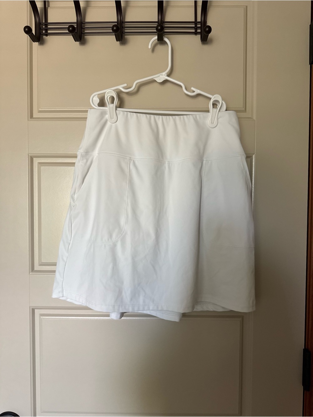 Women's White Active Mini Skort with Pockets